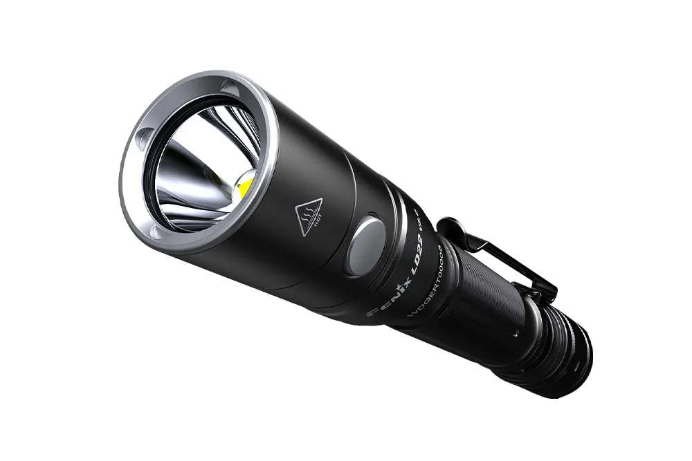 Fenix LD22 V2 Compact LED Flashlight - 800 Lumens